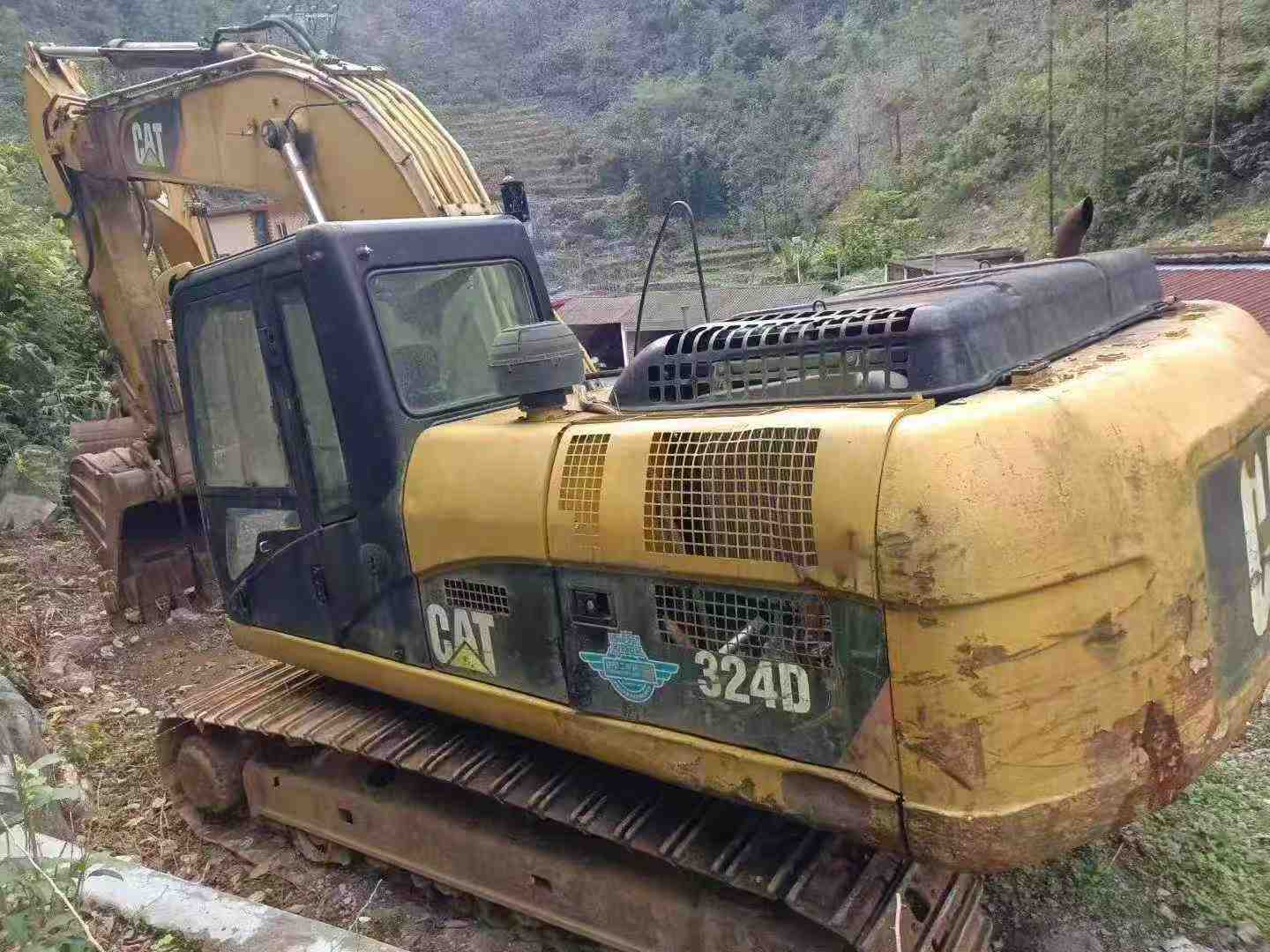 Used Caterpillar 324DL Excavator 2016 Model / 3