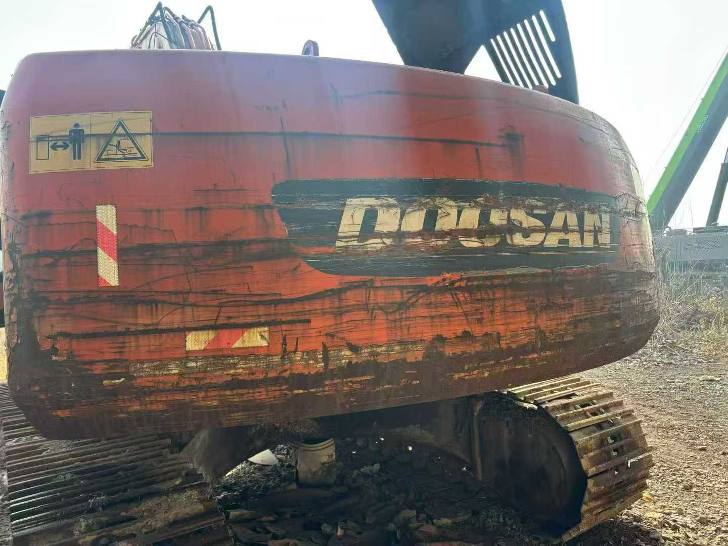 Used Doosan DL550 Excavator 2016 Model / 4
