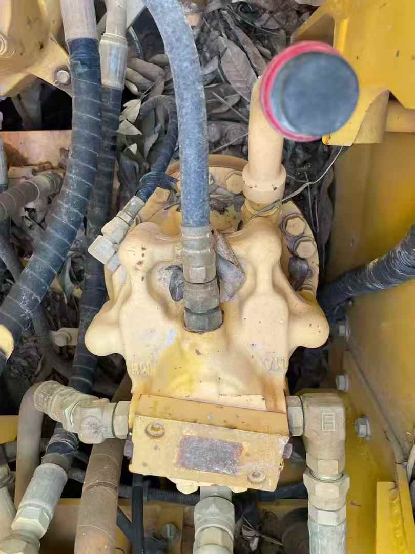 Used Komatsu PC130-8 Excavator 2017 Model / 2