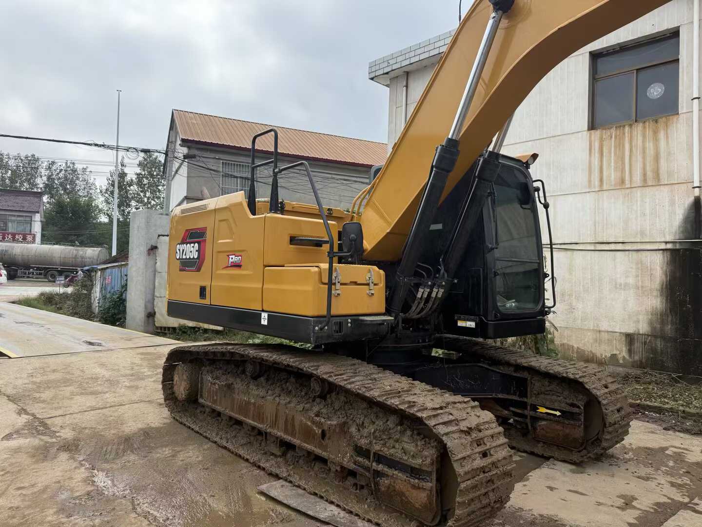 Used Sany SY205H Excavator 2024 Model / 3