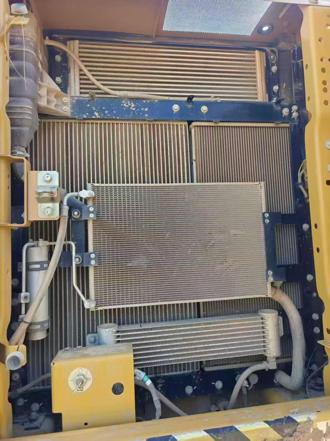 Used Caterpillar 320GC Excavator 2021 Model / 2