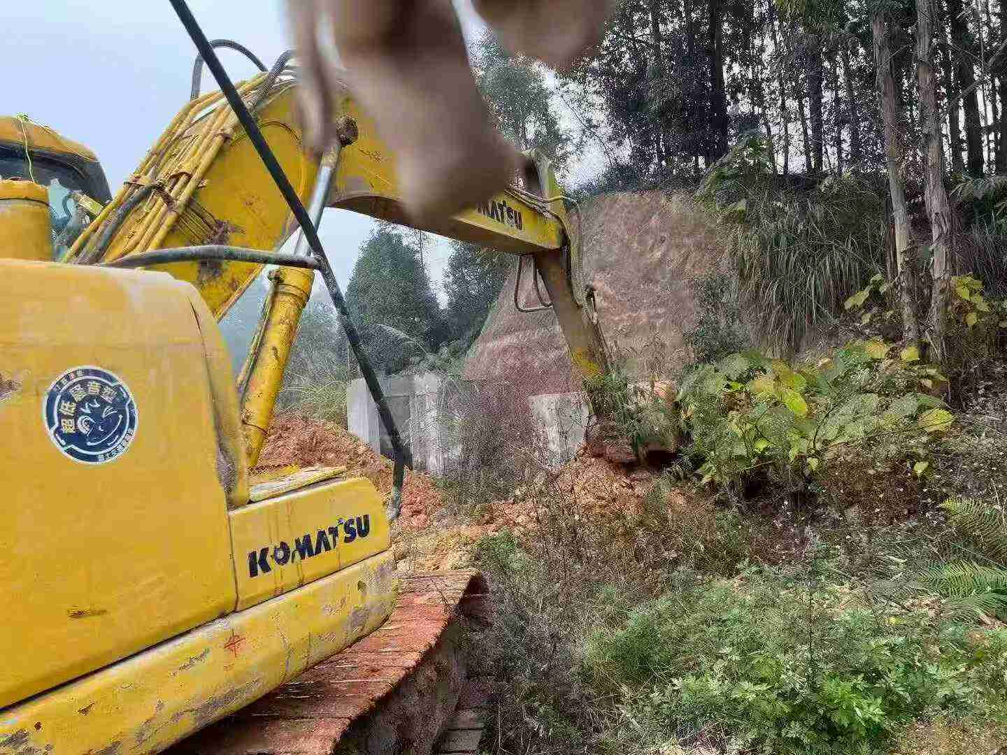 Used Komatsu PC130 Excavator 2016 Model / 6