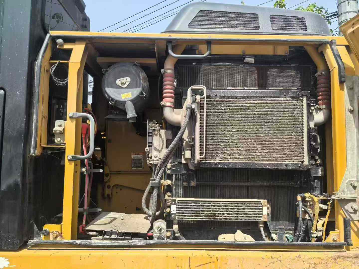 Buy Caterpillar 320E Used Excavator / 6 Used Caterpillar 320E Excavator 2016 Model / 6