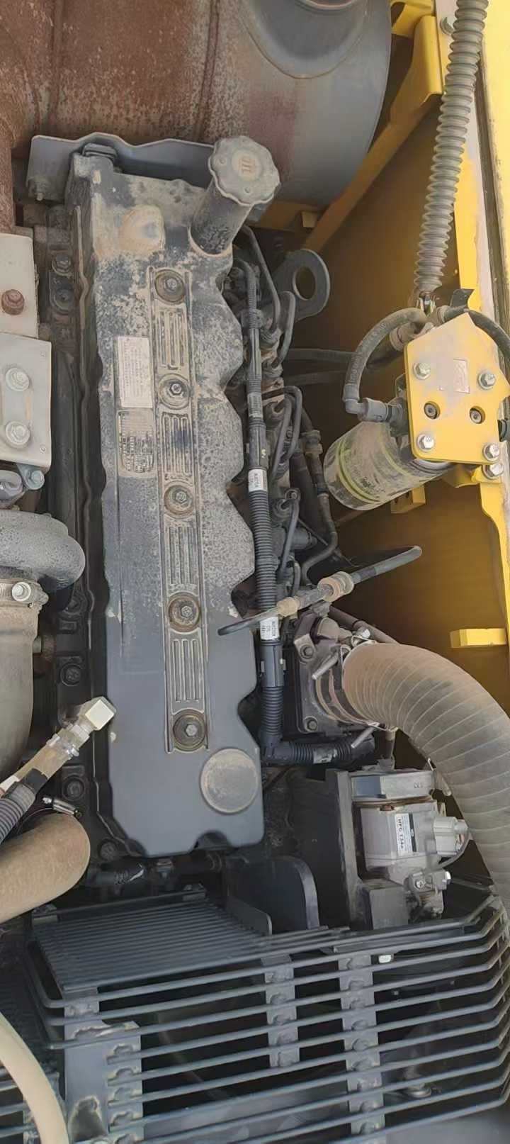 Used Komatsu PC200 Excavator 2019 Model / 2