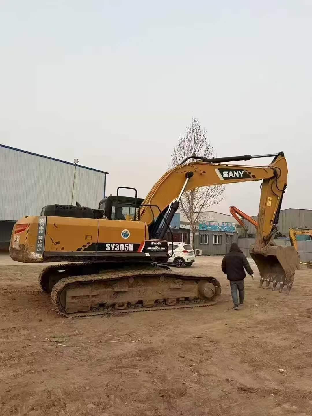 Used Sany SY245H Excavator 2017 Model / 2