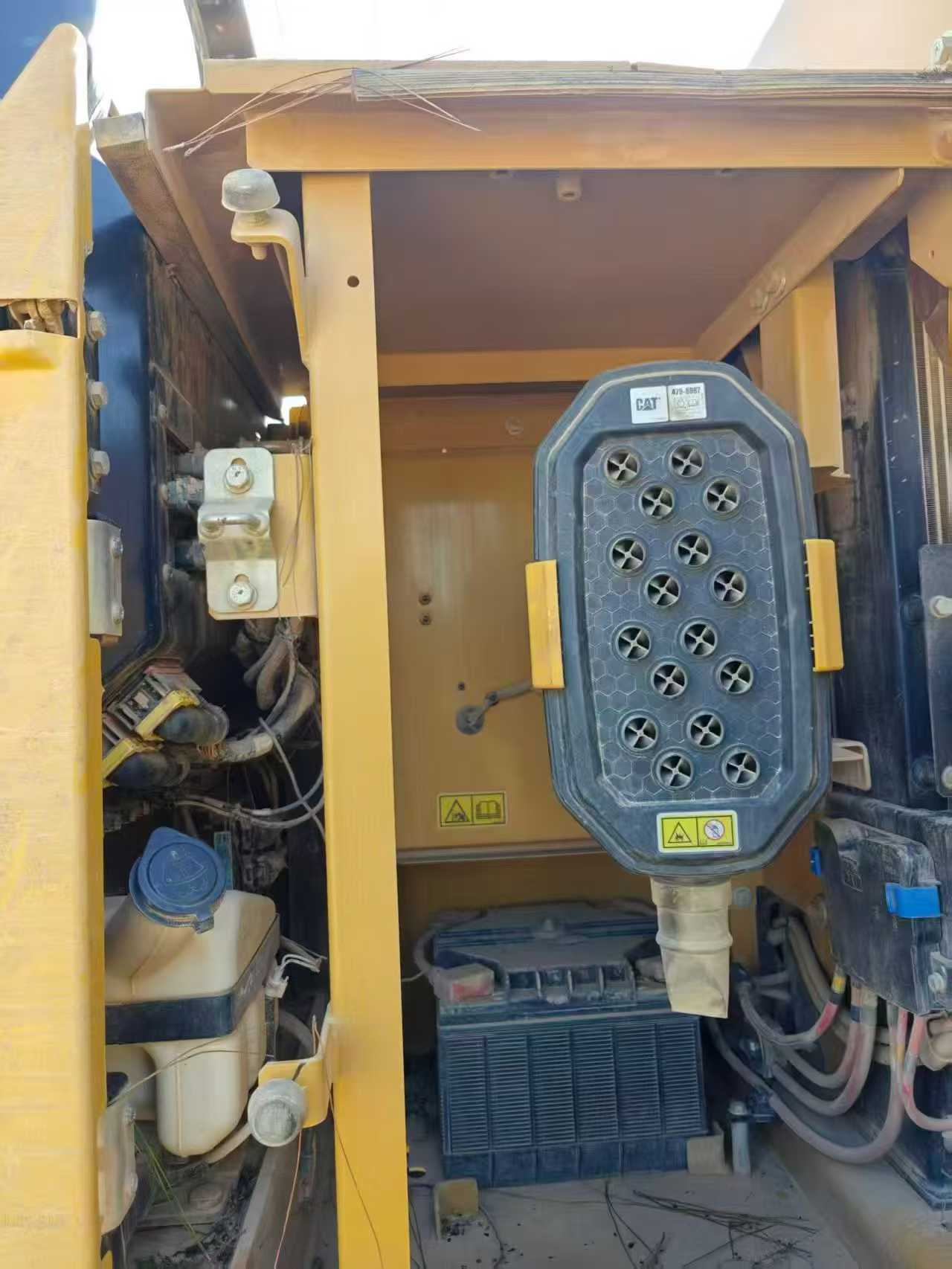 Used Caterpillar 320GC Excavator 2021 Model / 3