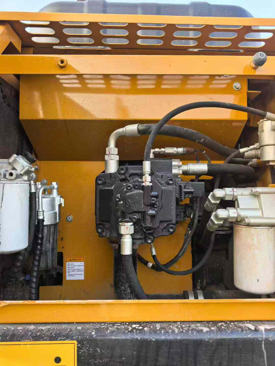 Used Sany SY205H Excavator 2022 Model / 7