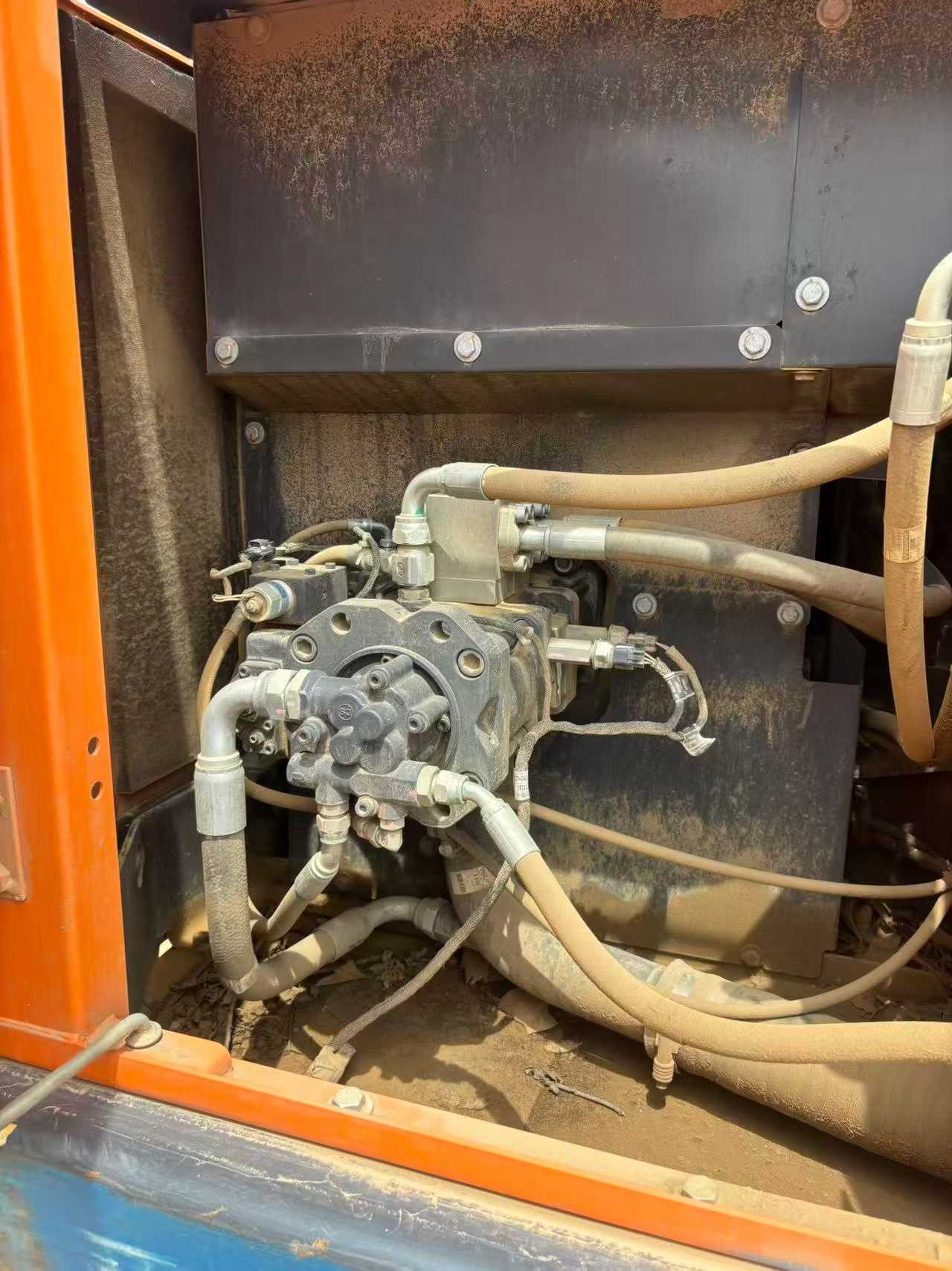 Buy Doosan DH130LC-V Used Excavator / 8 Used Doosan DH130LC-V Excavator 2020 Model / 8