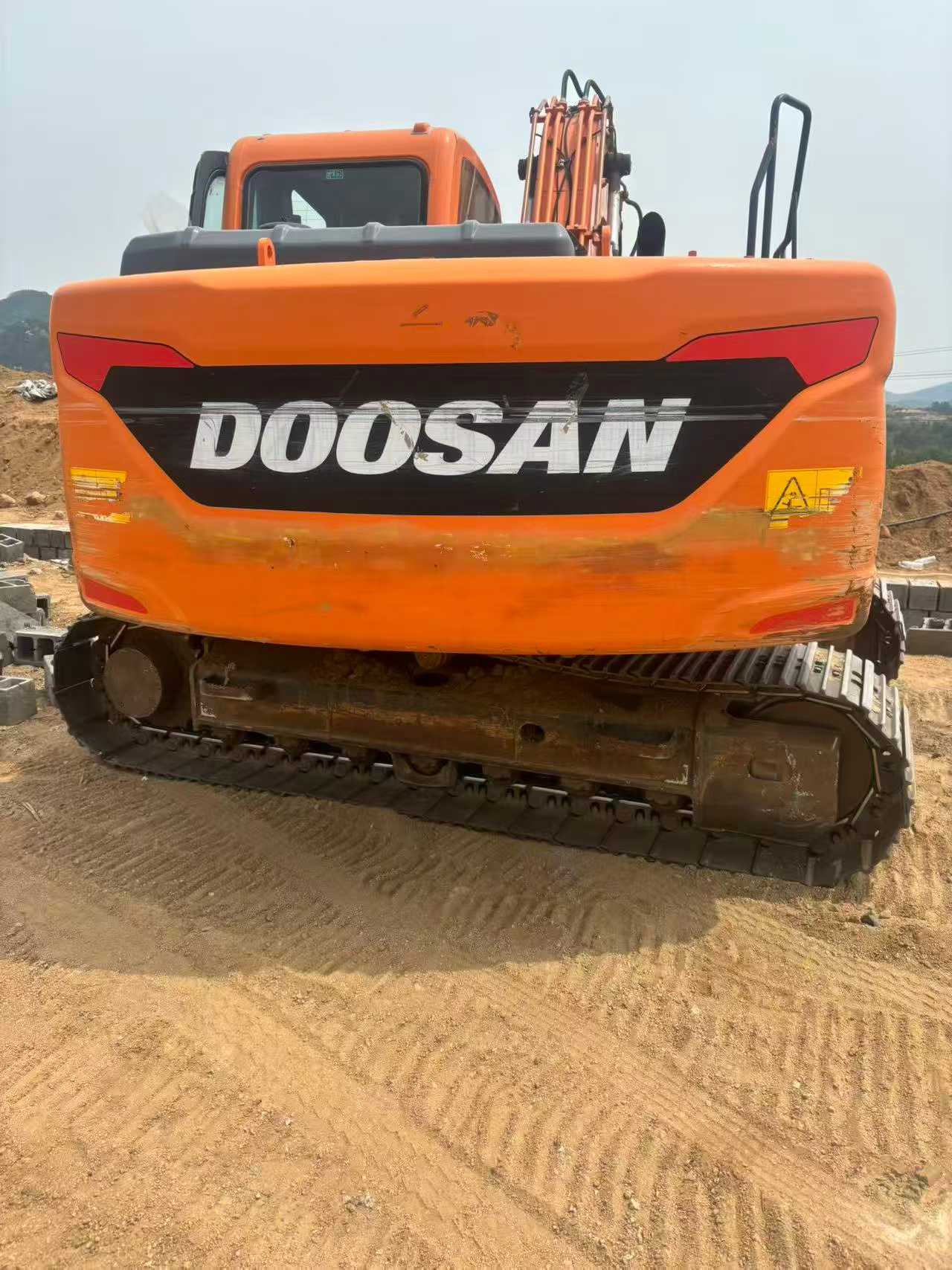 Buy Doosan DH130LC-V Used Excavator / 2 Used Doosan DH130LC-V Excavator 2020 Model / 2