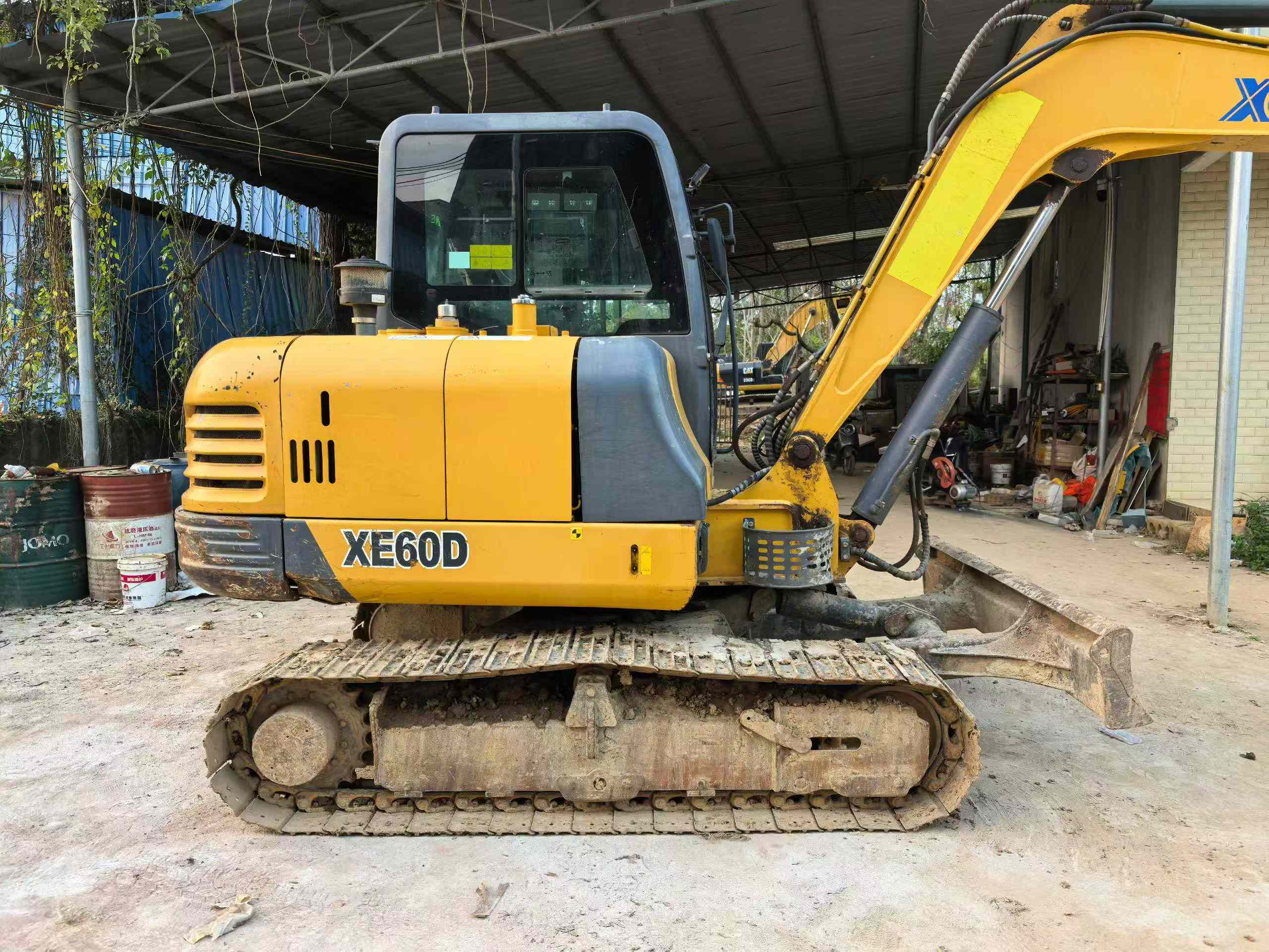 Used XCMG XE60 Excavator 2018 Model / 3