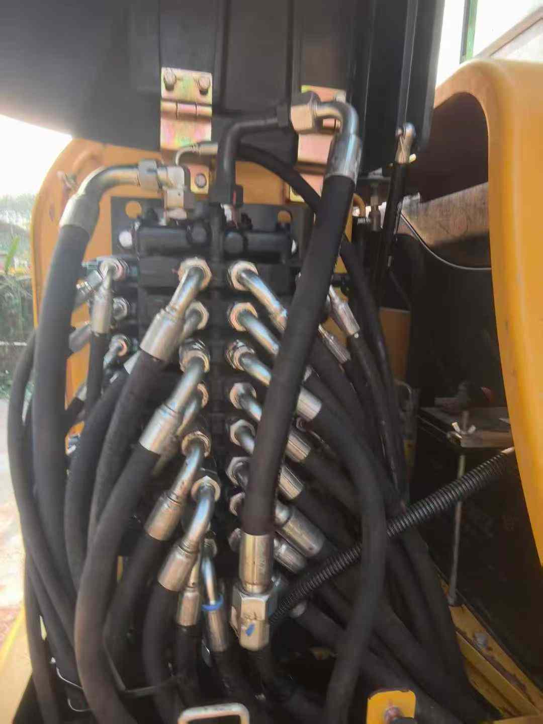 Used XCMG XE60 Excavator 2018 Model / 8