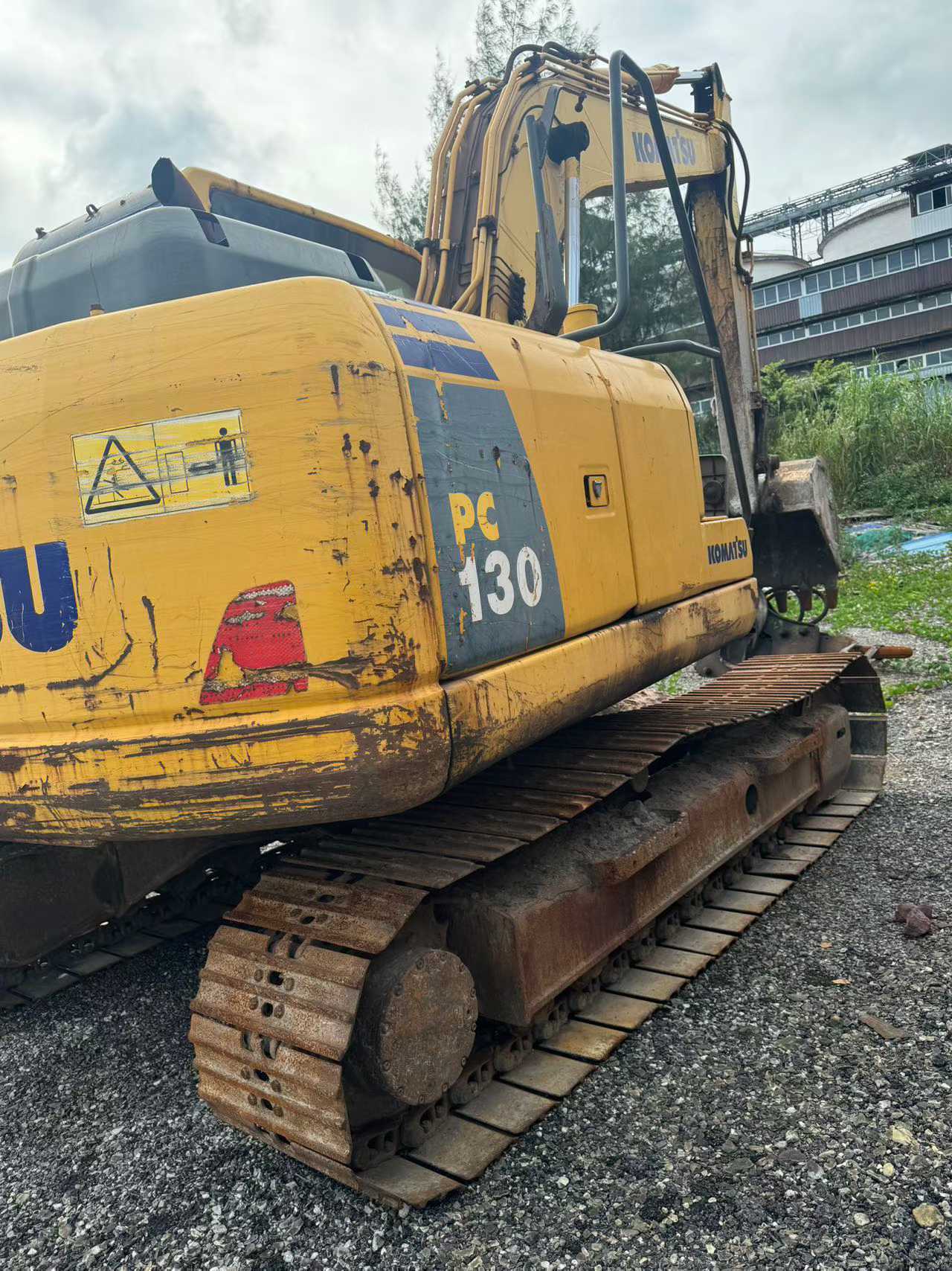 Used Komatsu PC130 Excavator 2019 Model / 3