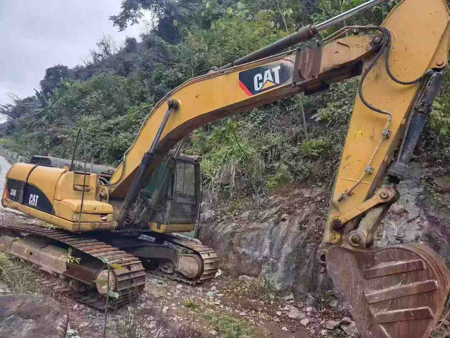 Used Caterpillar 324DL Excavator 2016 Model / 9