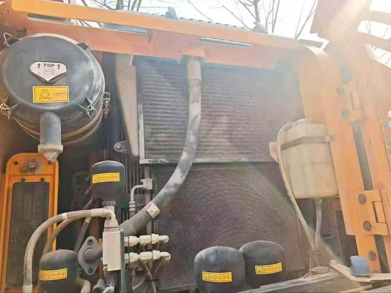 Used Hyundai R150WVSNPRO Excavator 2022 Model / 4