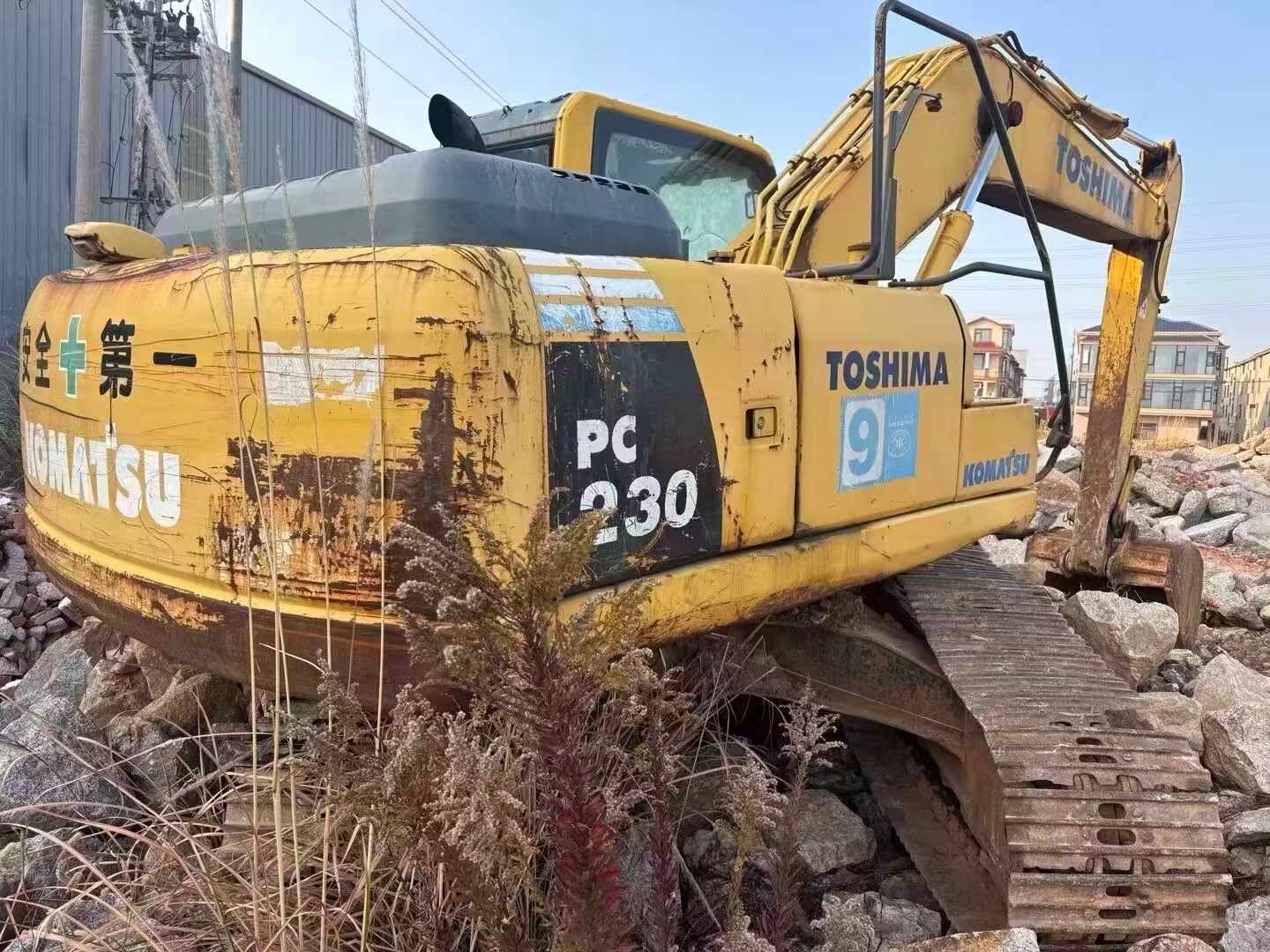 Used Komatsu PC200-8N1 Excavator 2016 Model / 3