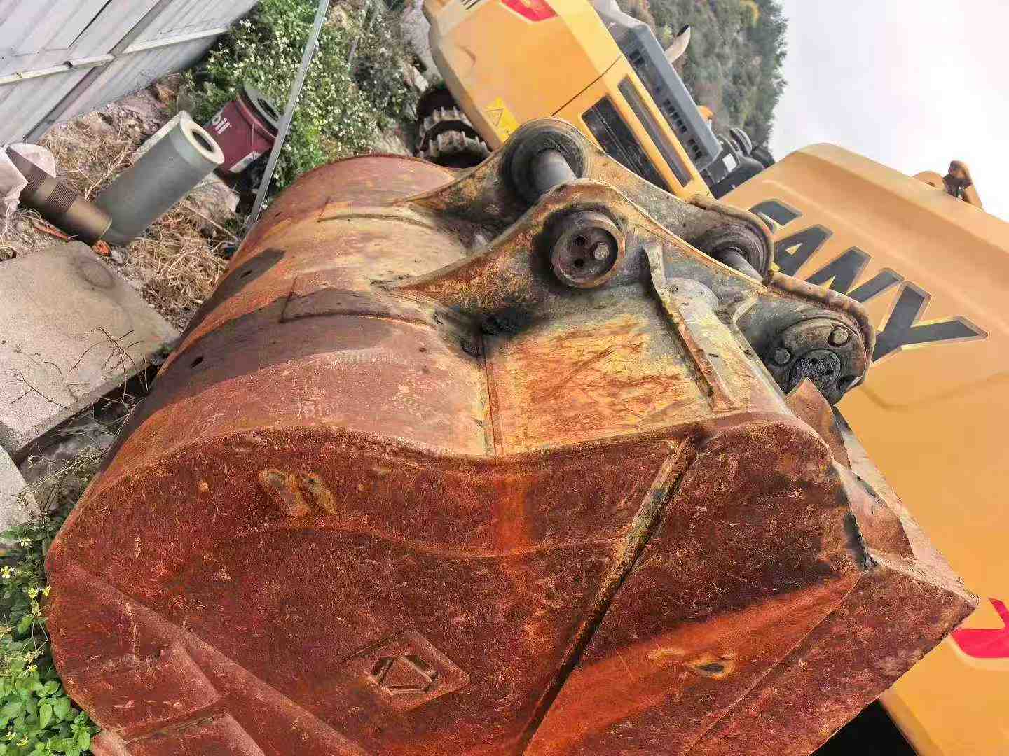 Used XCMG XE690DK MAX Excavator 2016 Model / 3