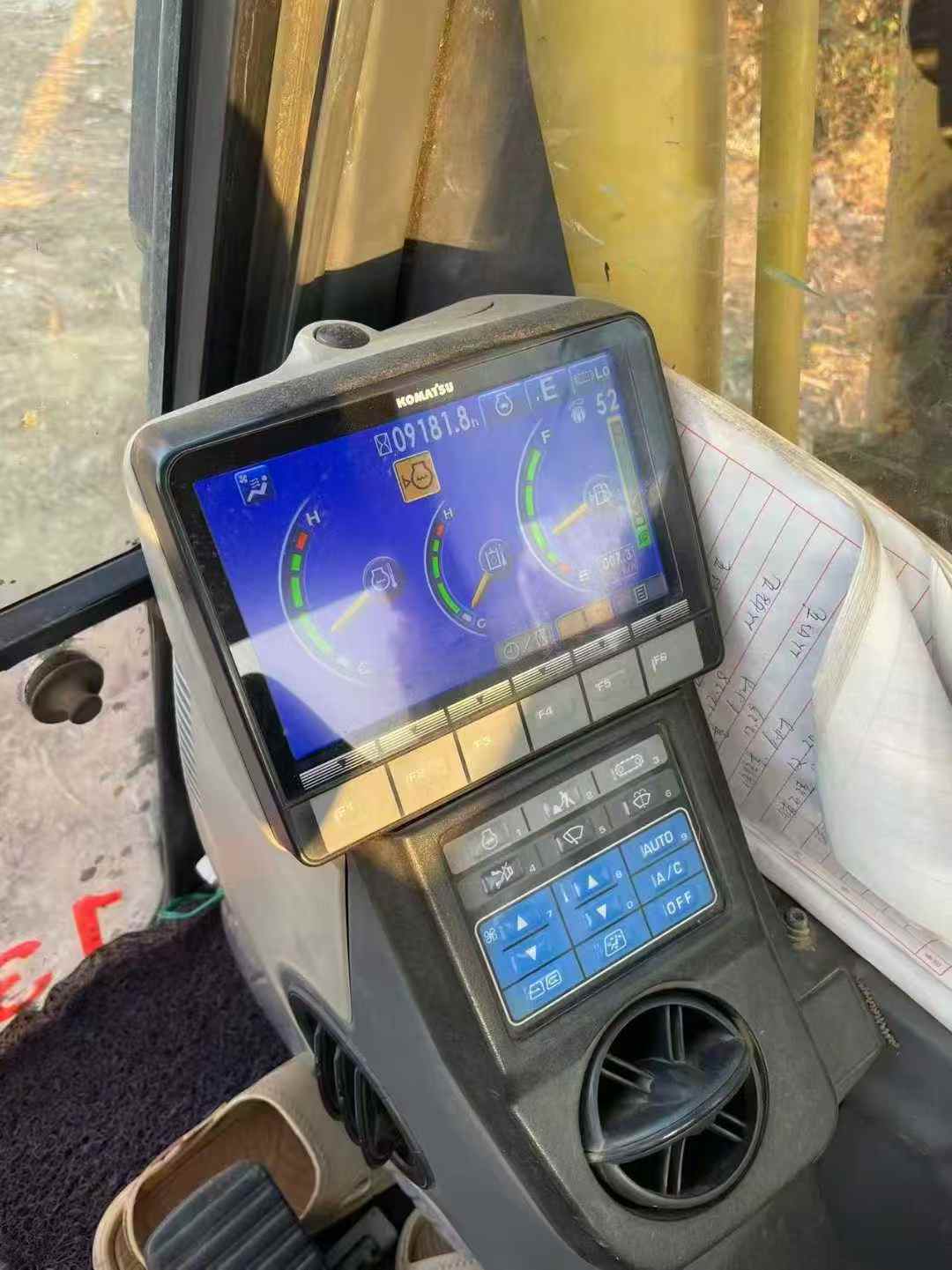 Used Komatsu PC130-8 Excavator 2017 Model / 4