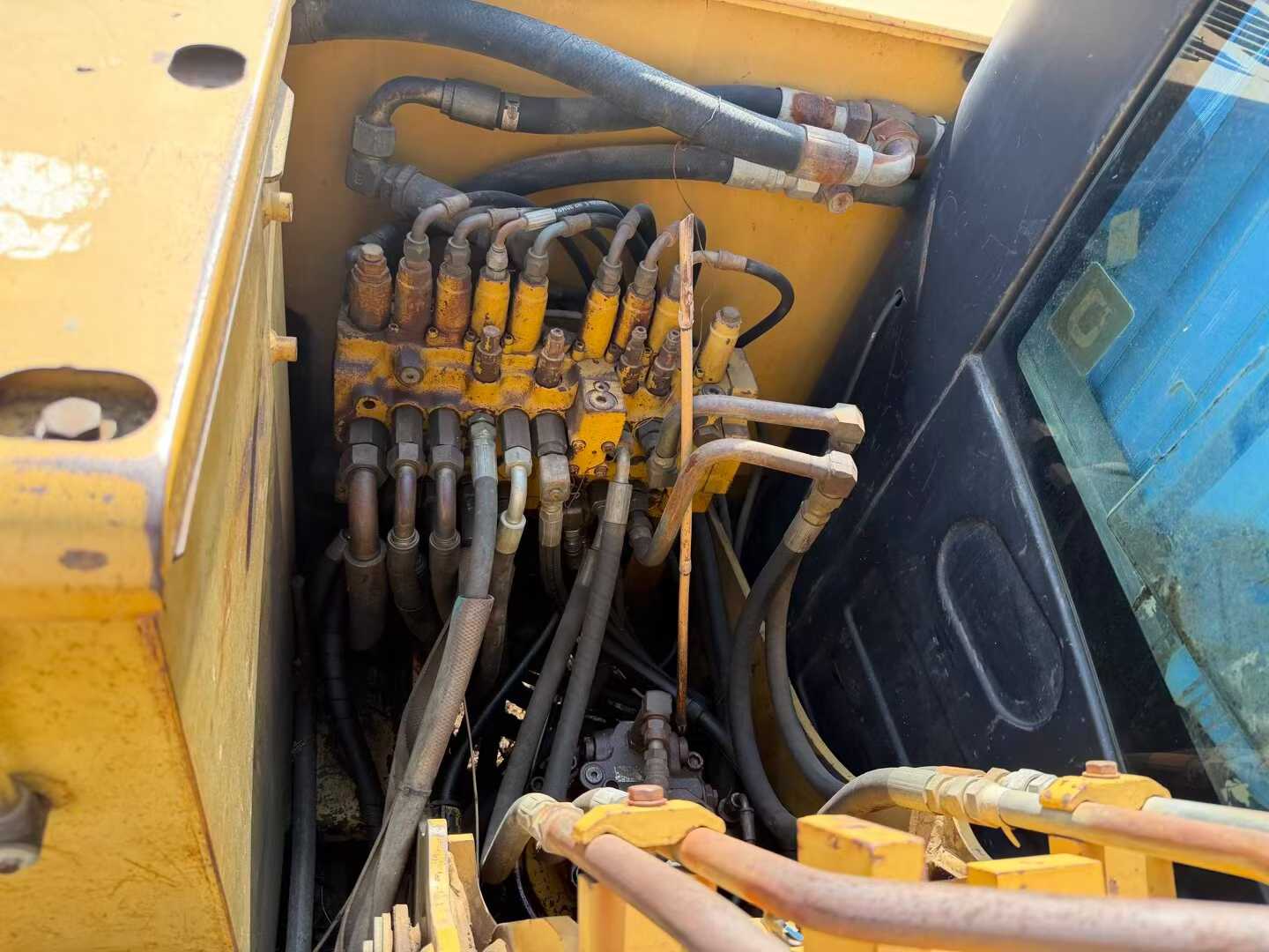 Buy Caterpillar 307V2 Used Excavator / 5 Used Caterpillar 307V2 Excavator 2016 Model / 5