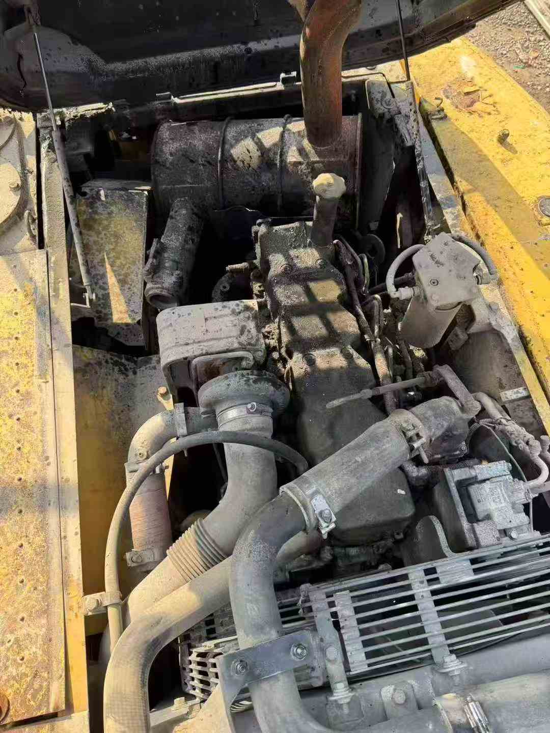 Used Komatsu PC210-8 Excavator 2011 Model / 4