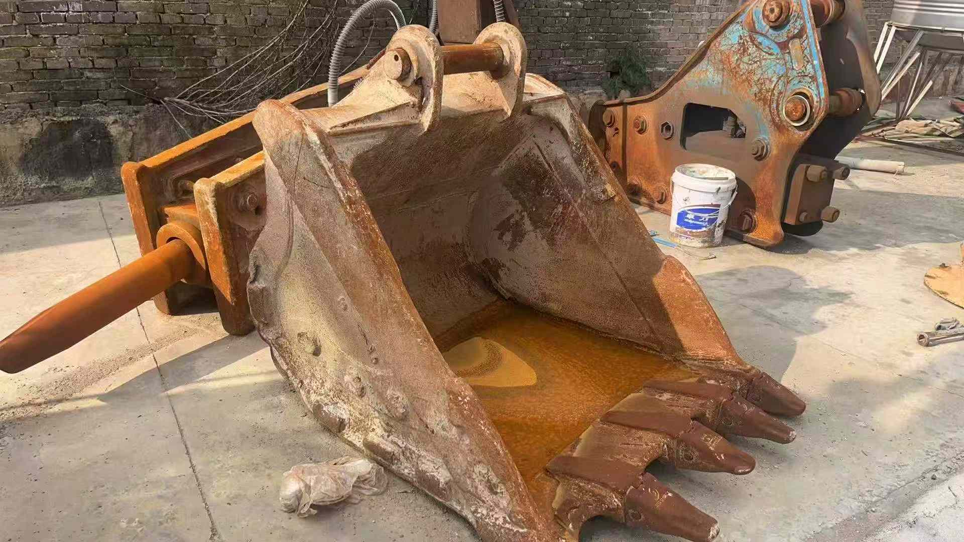 Used XCMG XE215 Excavator 2020 Model / 3