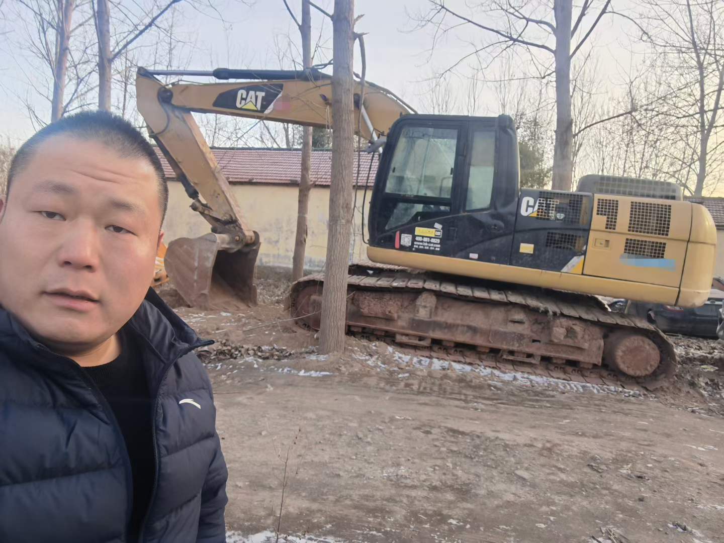 Buy Caterpillar 323D2L Used Excavator