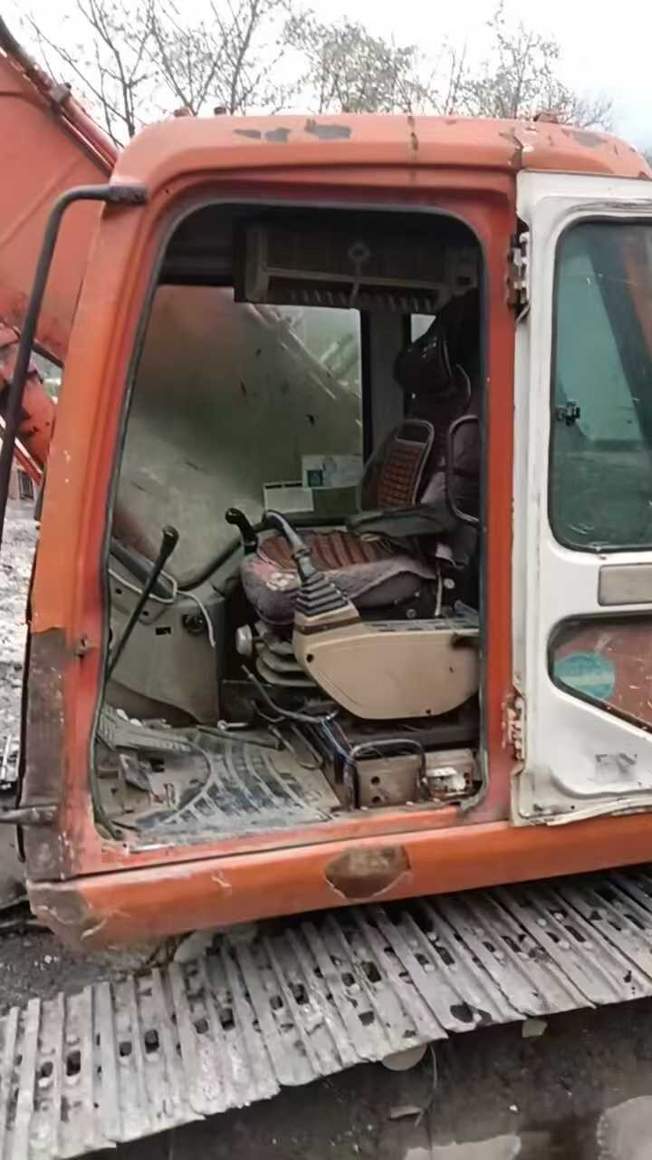 Used Doosan DH220-7 Excavator 2016 Model / 5