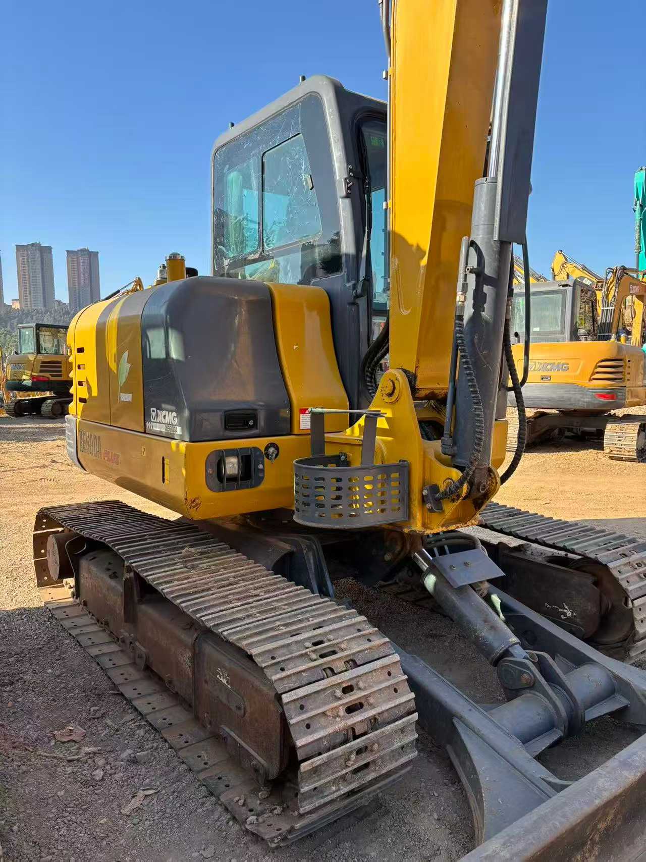 Buy XCMG XE60 Used Excavator