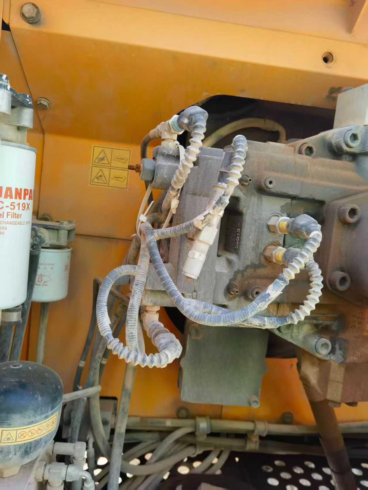 Used Hyundai HX60 Excavator 2022 Model / 3