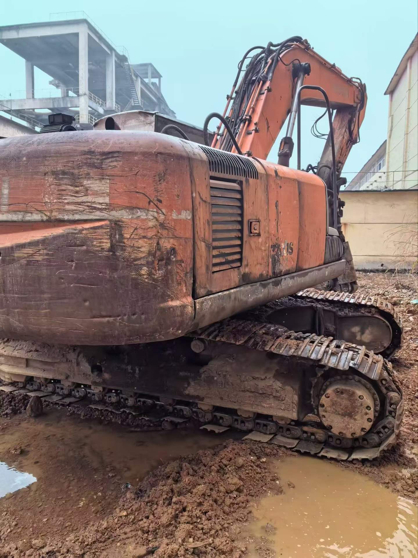 Buy Hitachi ZX240 Used Excavator