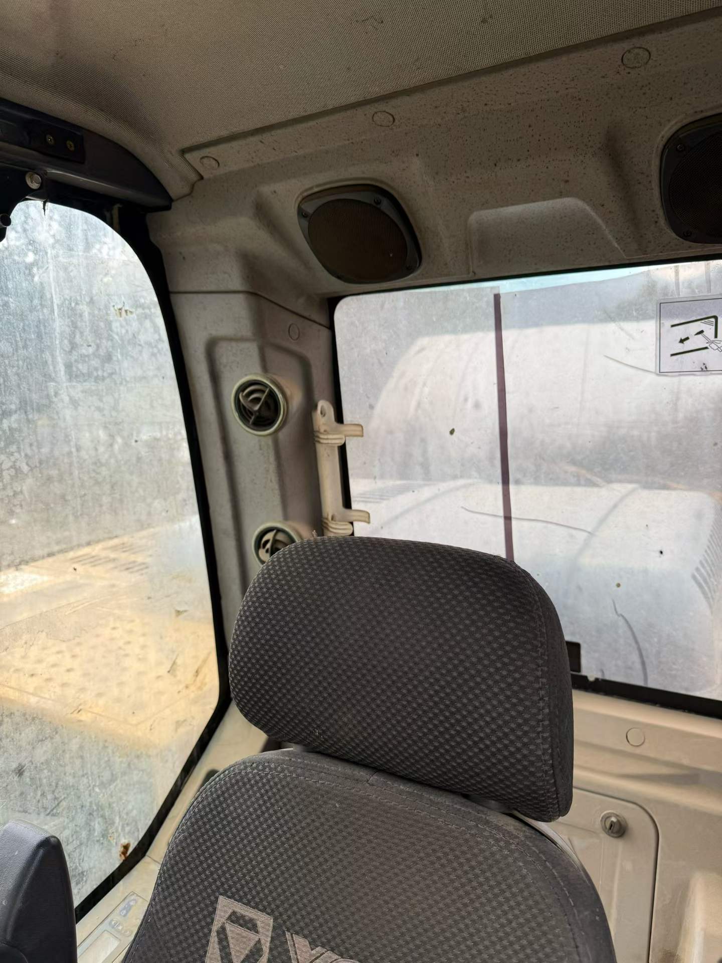 Used XCMG XE135GA Excavator 2017 Model / 9