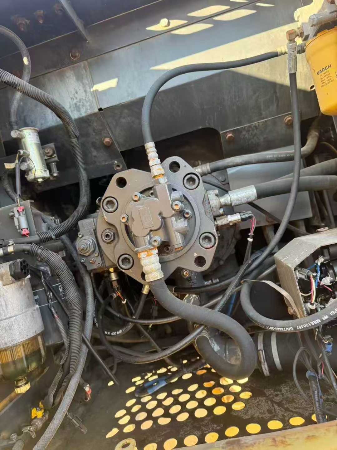 Used Sumitomo SH200A5 Excavator 2015 Model / 6