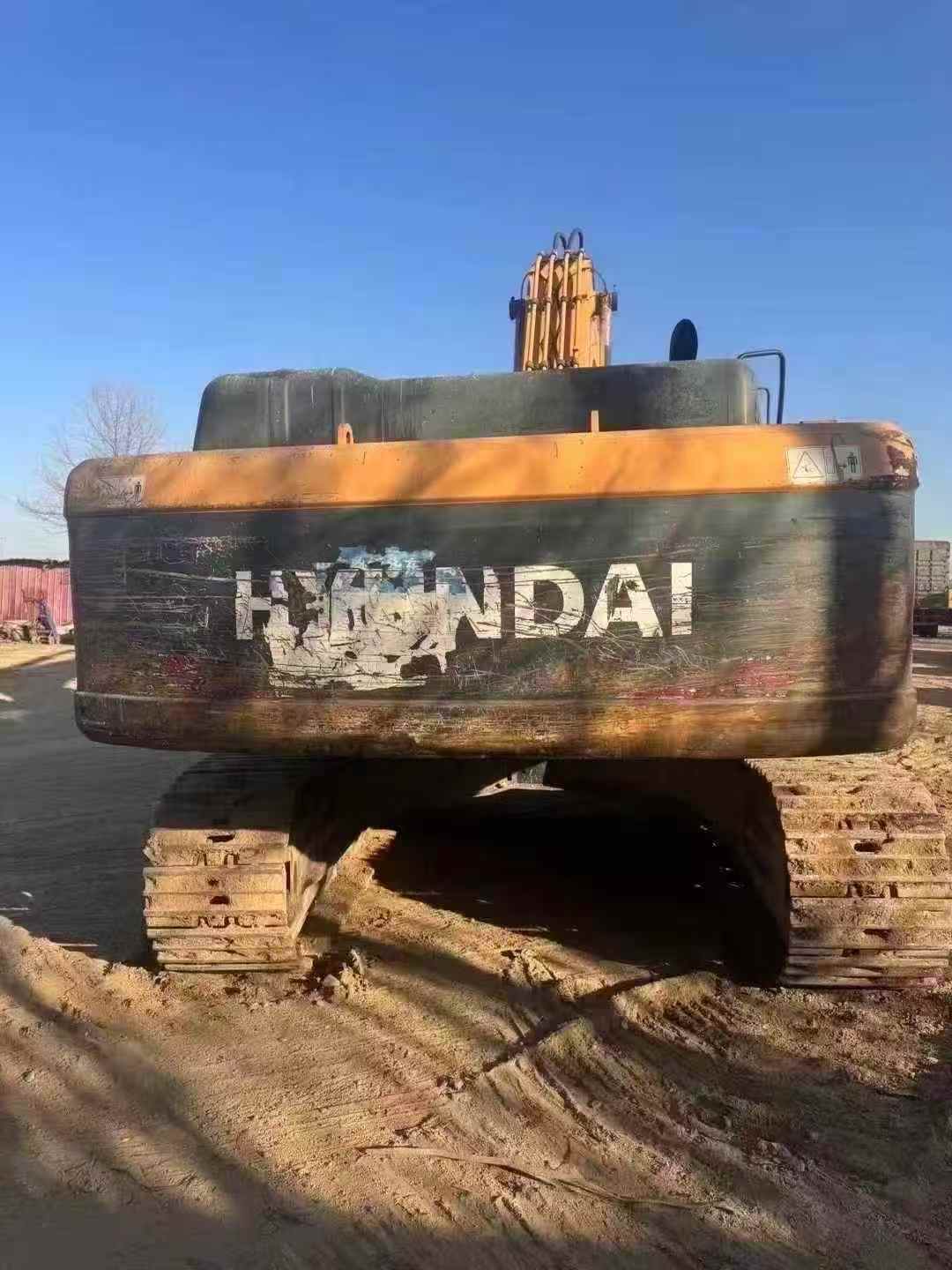 Used Hyundai R305LC-9T Excavator 2012 Model / 3