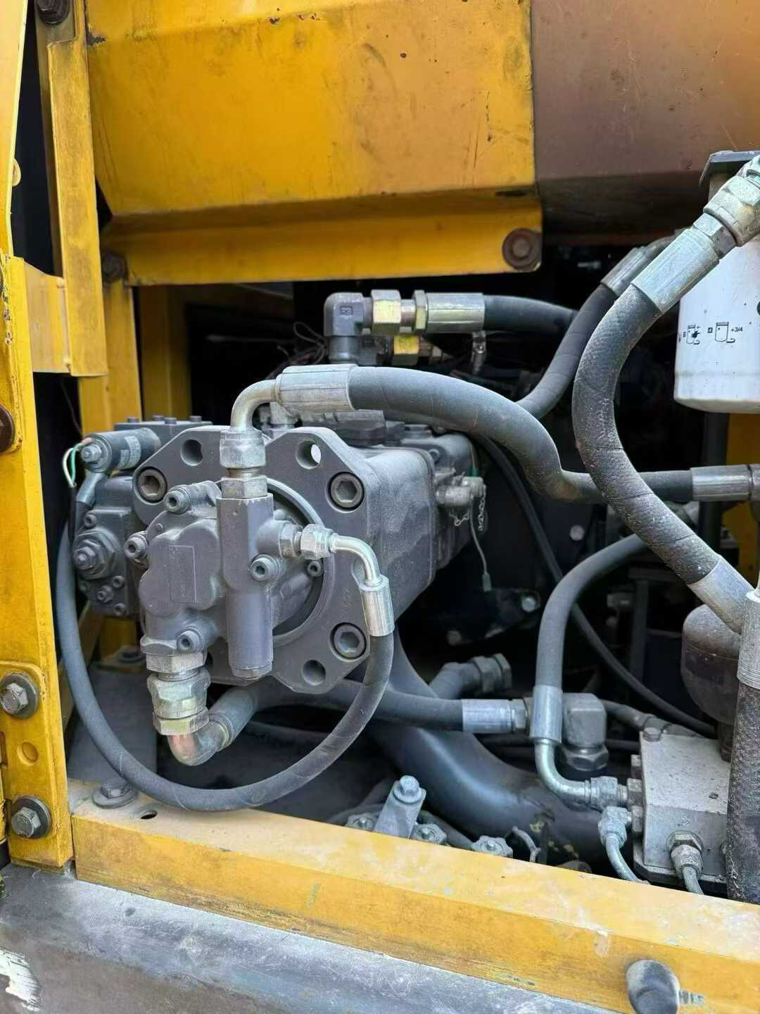 Used Volvo EC140 Excavator 2016 Model / 6