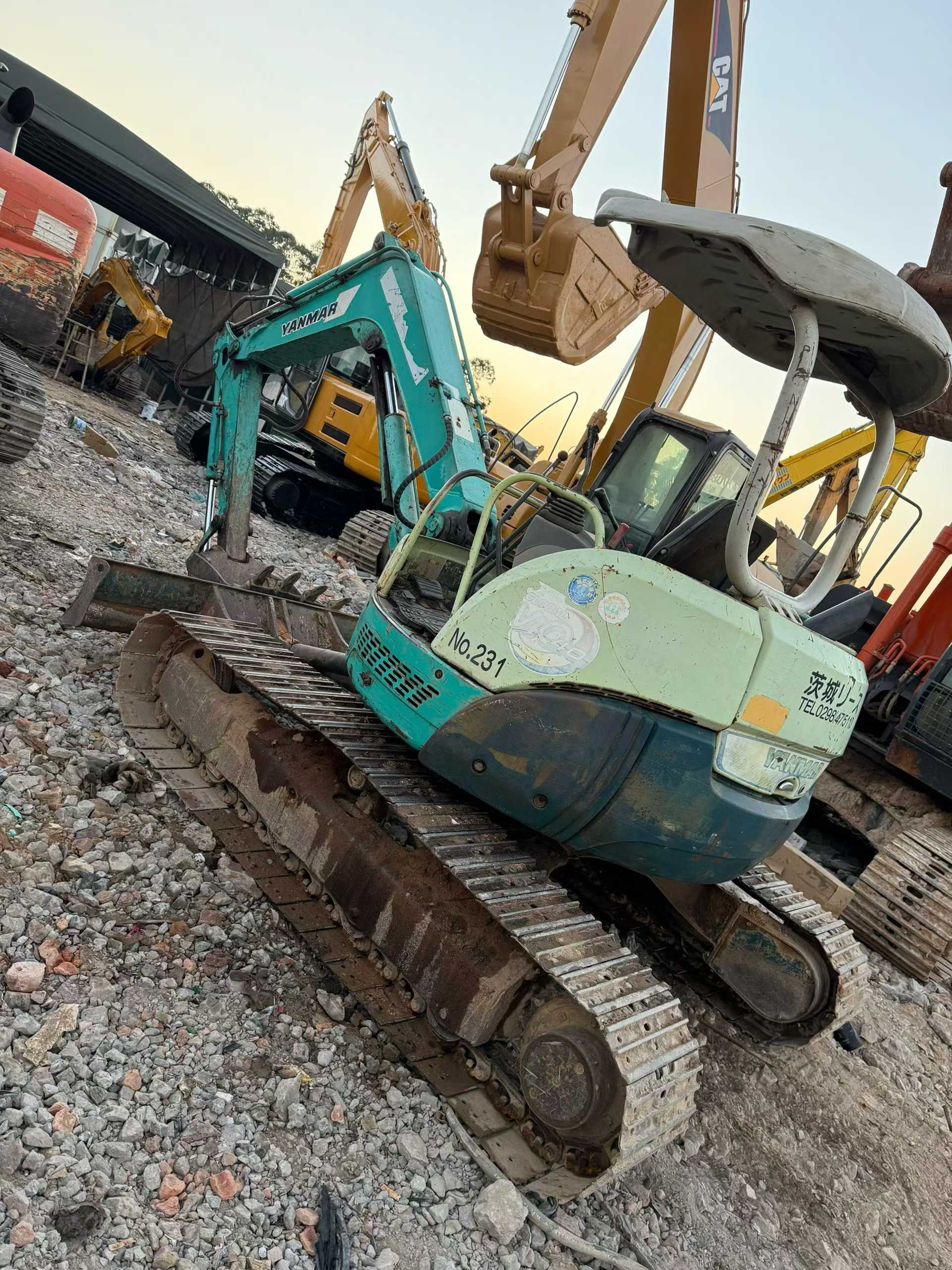 Used Yanmar Vio40 Excavator 2016 Model / 3