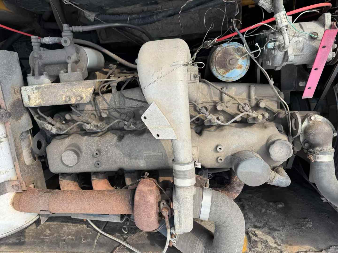 Used Hyundai R210-5 Excavator 2016 Model / 6