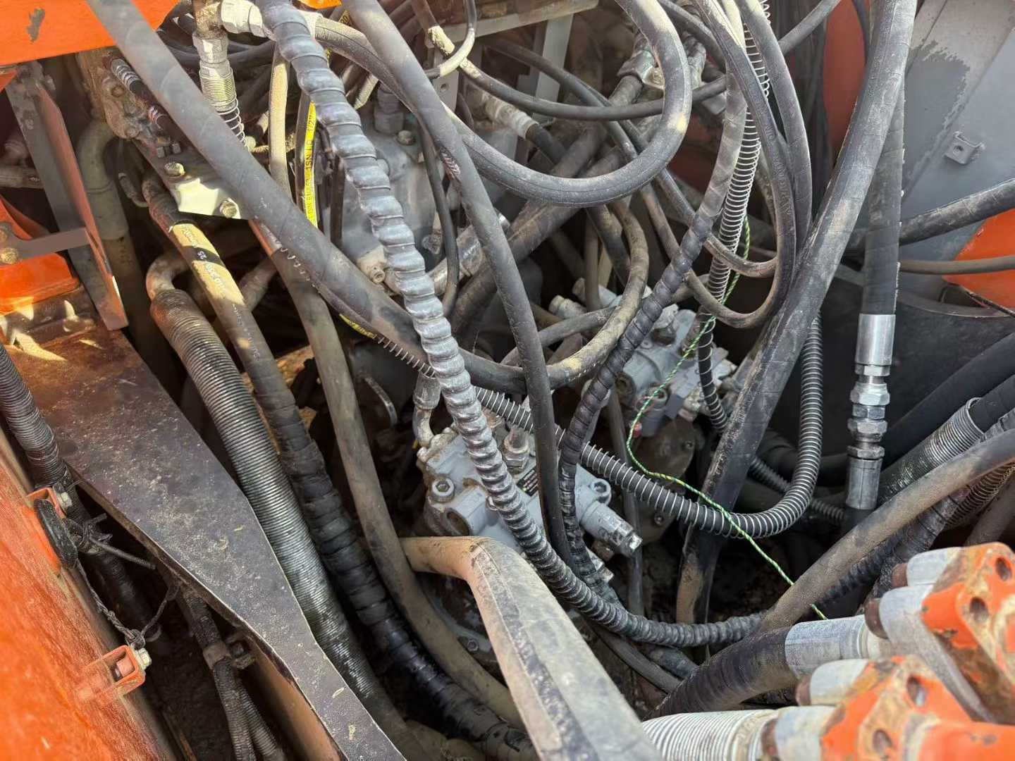 Used Hitachi EX90 Excavator 2020 Model / 7