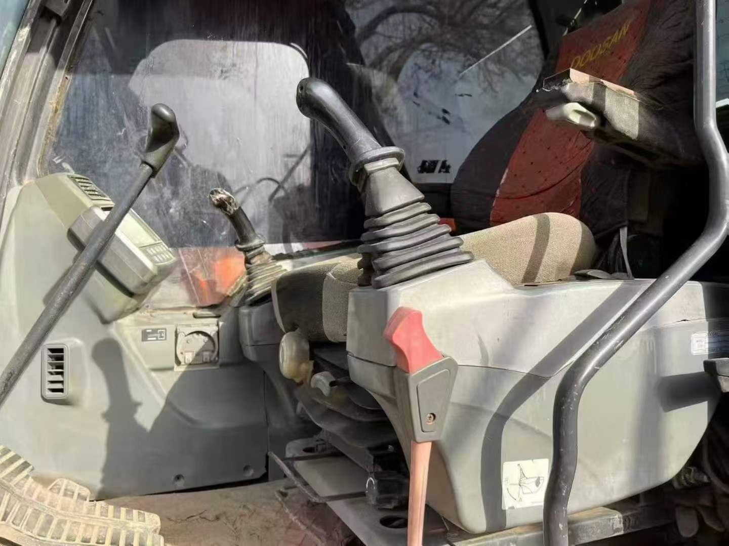 Used Doosan DX15 Excavator 2014 Model / 4