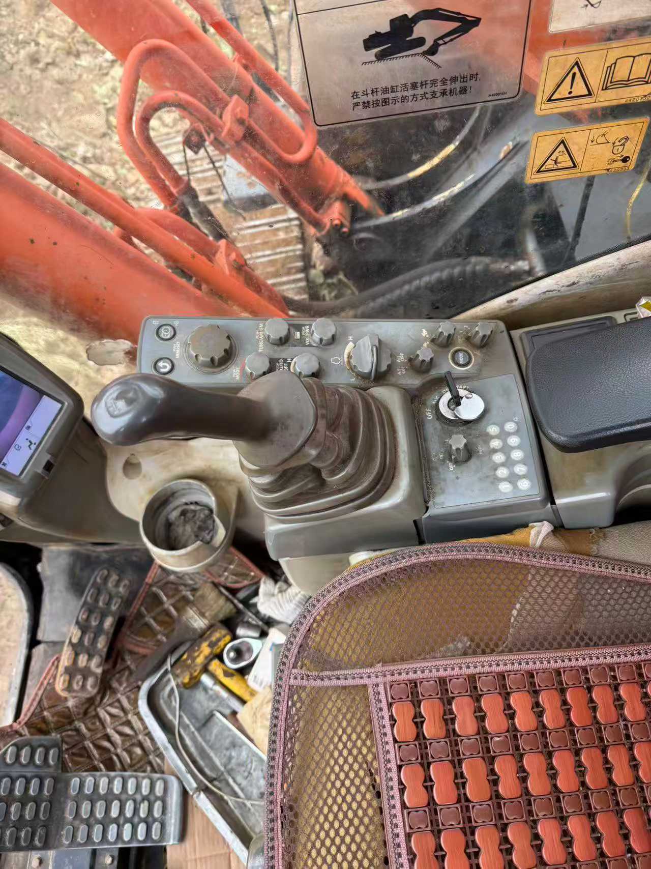 Used Hitachi ZAXIS200 Excavator 2015 Model / 5