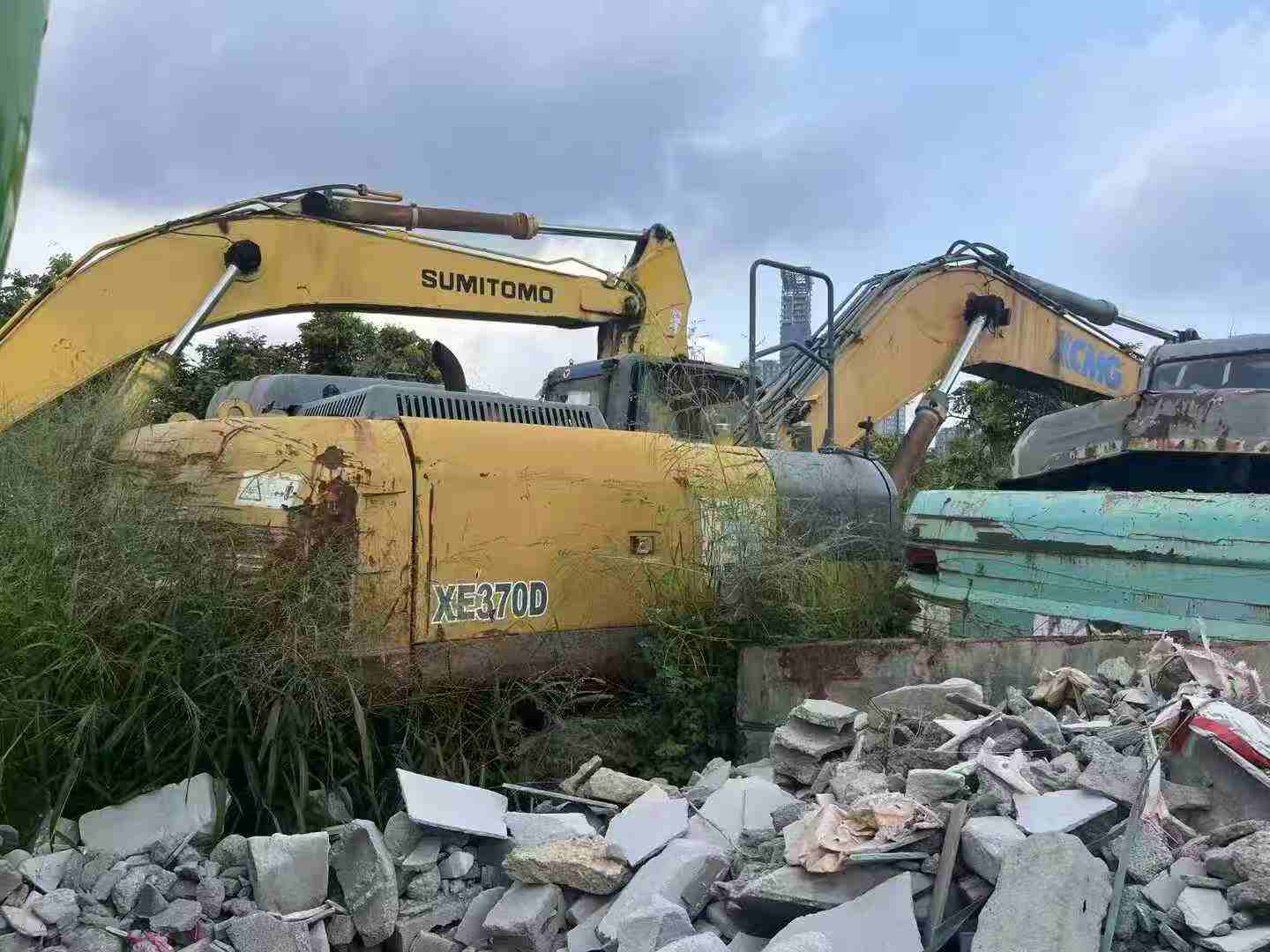 Buy XCMG XE370 Used Excavator