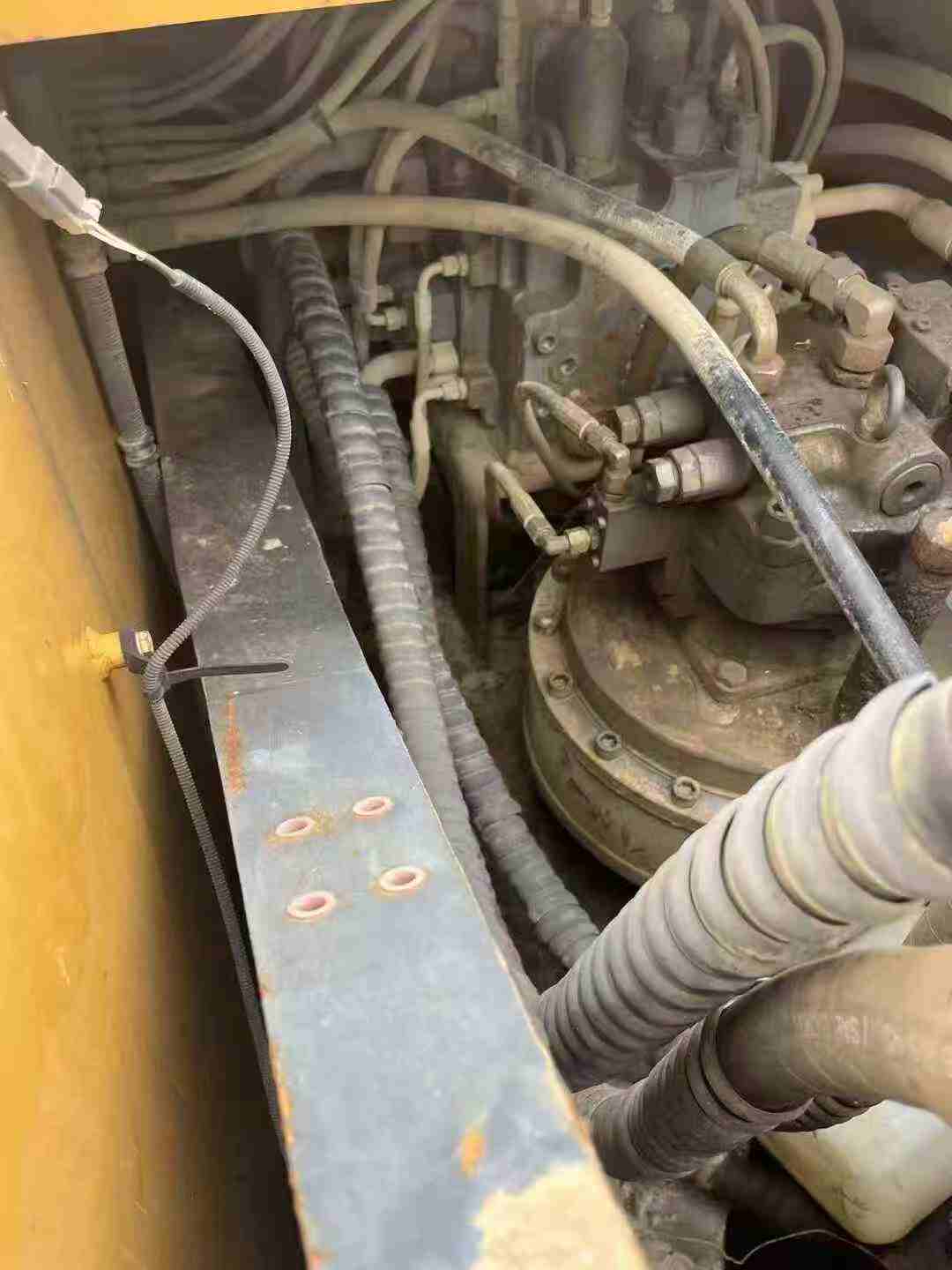 Used XCMG XE370 Excavator 2018 Model / 3