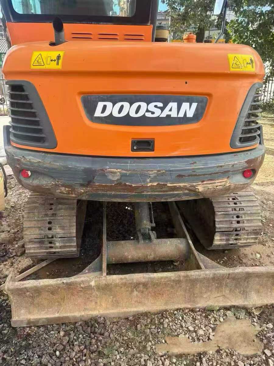 Used Doosan DX60 Excavator 2020 Model / 2
