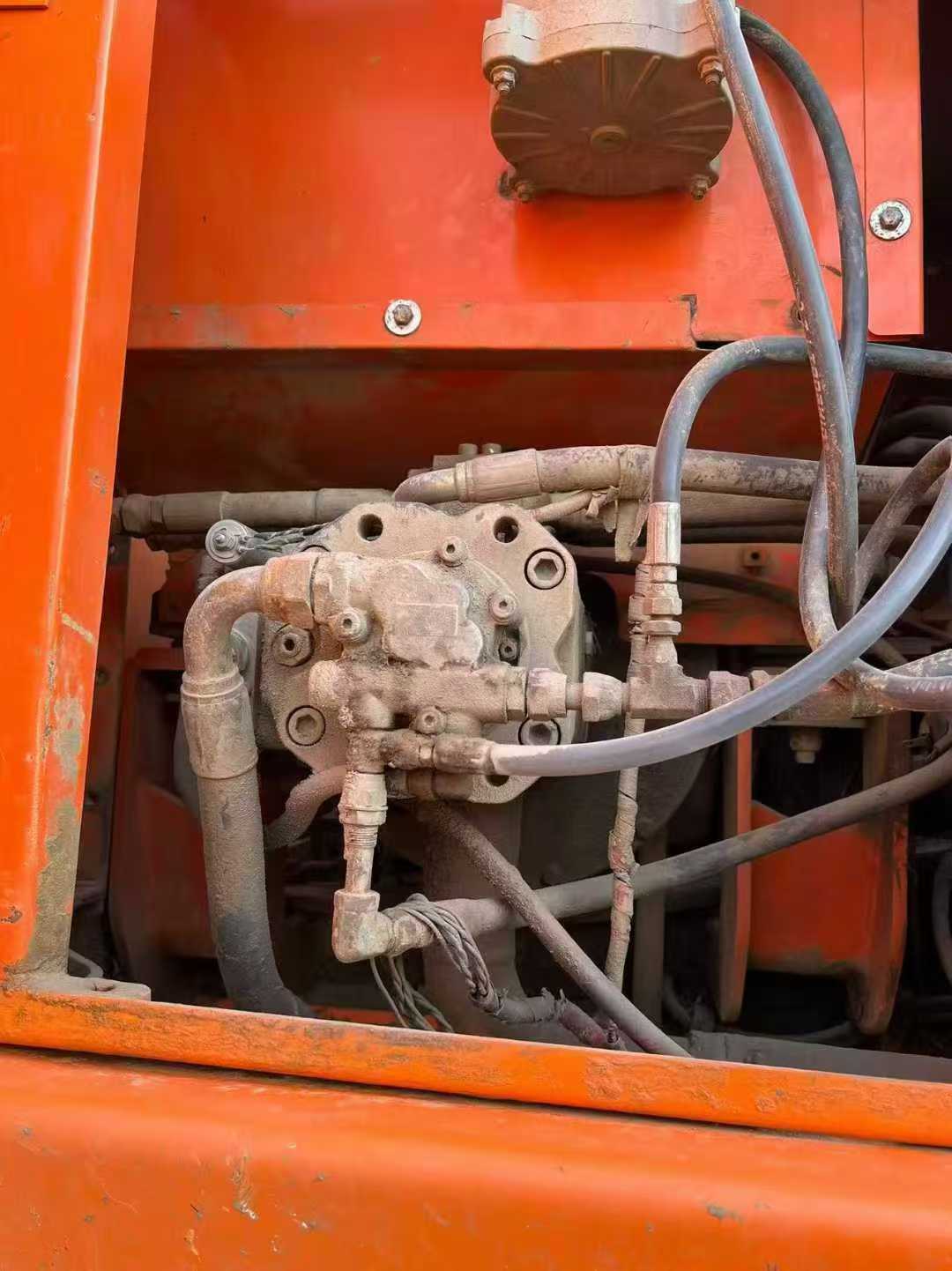 Used Doosan DX15 Excavator 2014 Model / 7