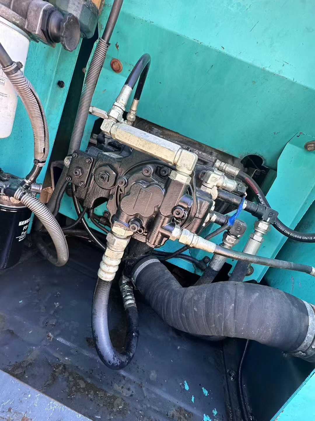 Used Kobelco SK130 Excavator 2016 Model / 9