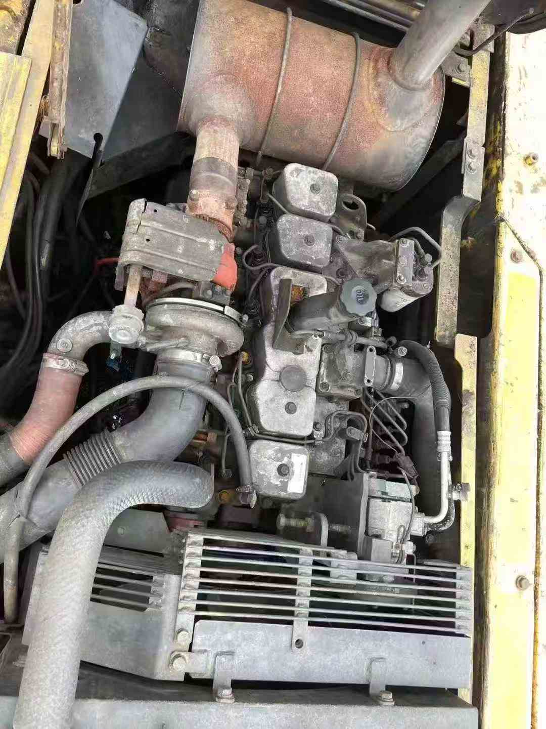 Used Komatsu PC70-7 Excavator 2011 Model / 3