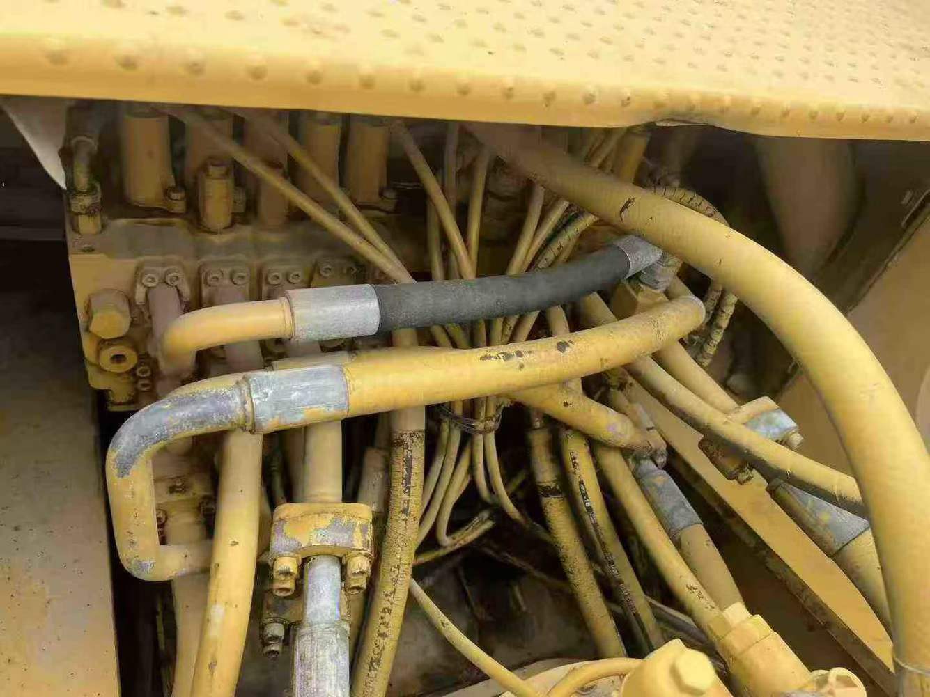 Used Caterpillar CT20 Excavator 2015 Model / 2