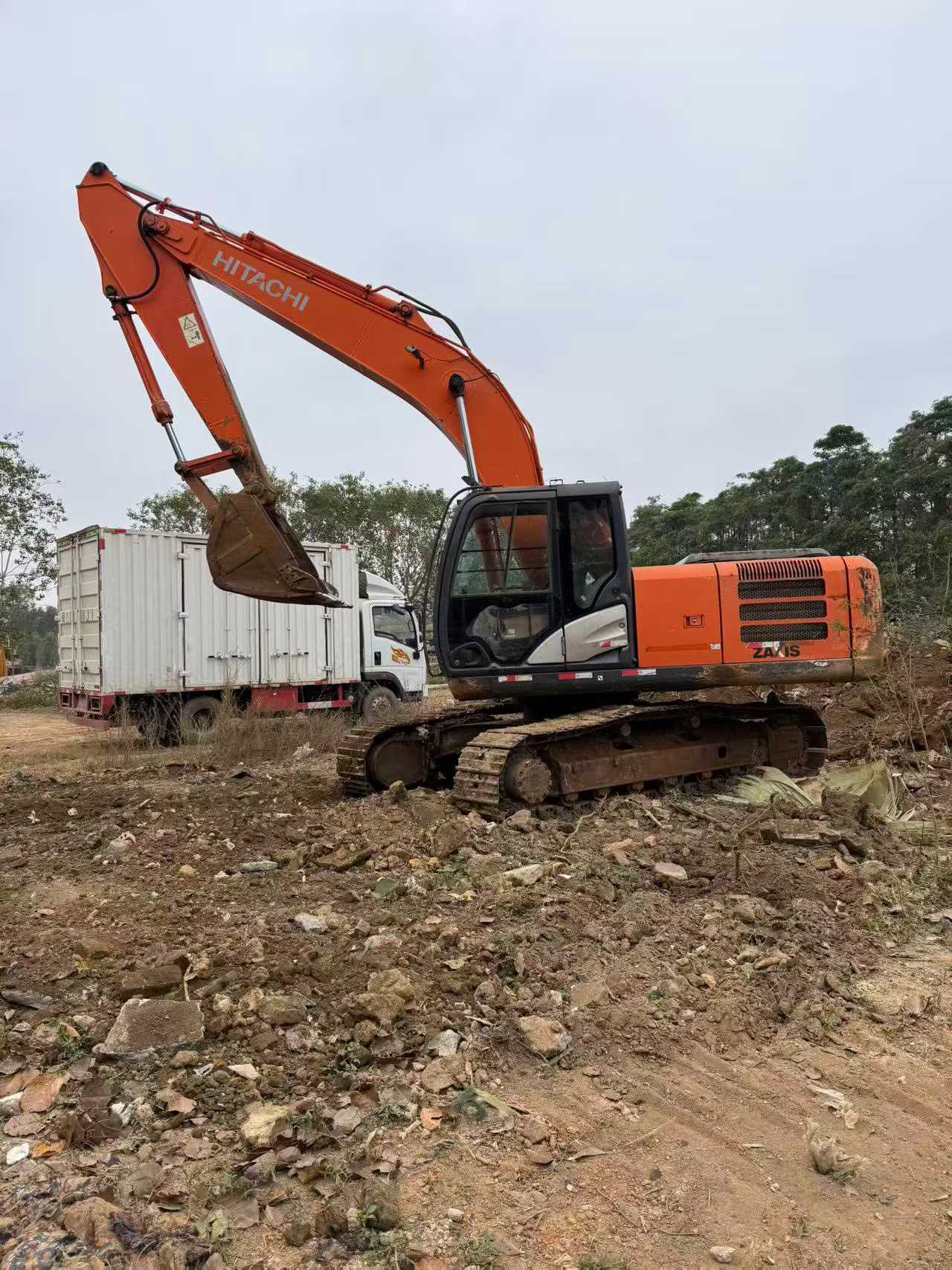 Used Hitachi ZAXIS200 Excavator 2015 Model / 4
