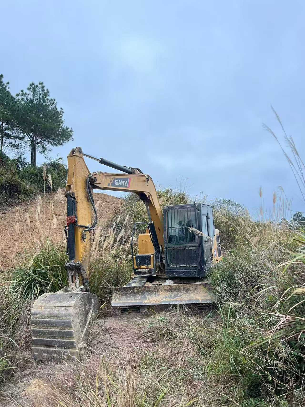 Used Sany SY75 Excavator 2023 Model / 6