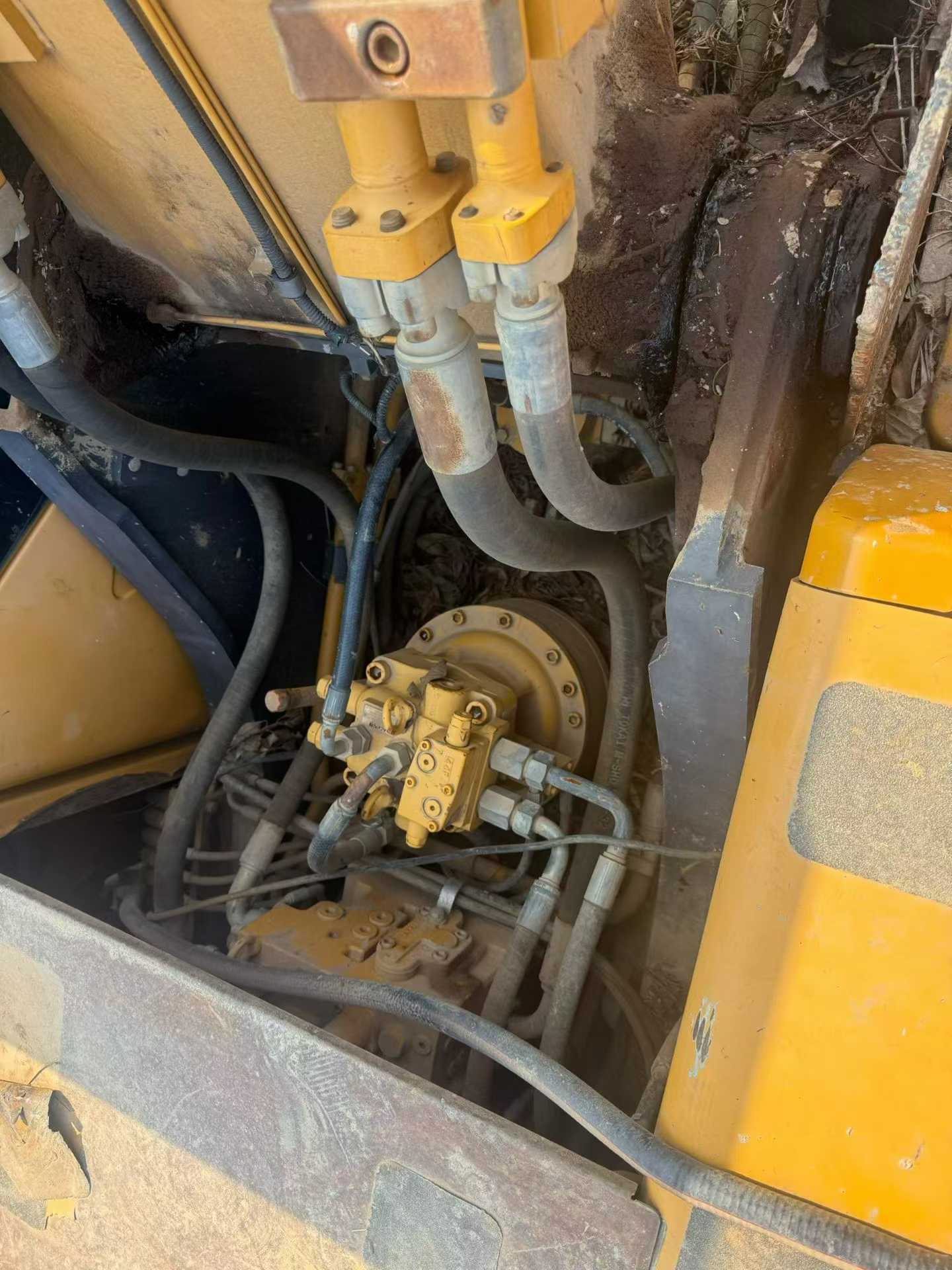 Used Sany SY215C-9 Excavator 2014 Model / 9