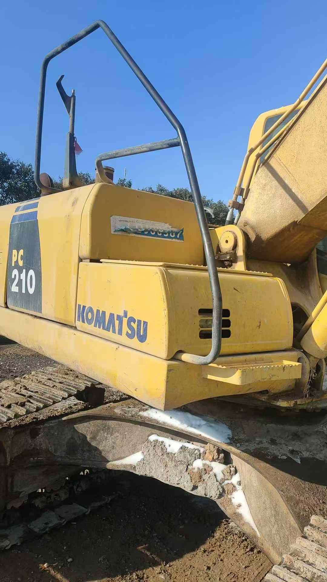 Used Komatsu PC200 Excavator 2009 Model / 2