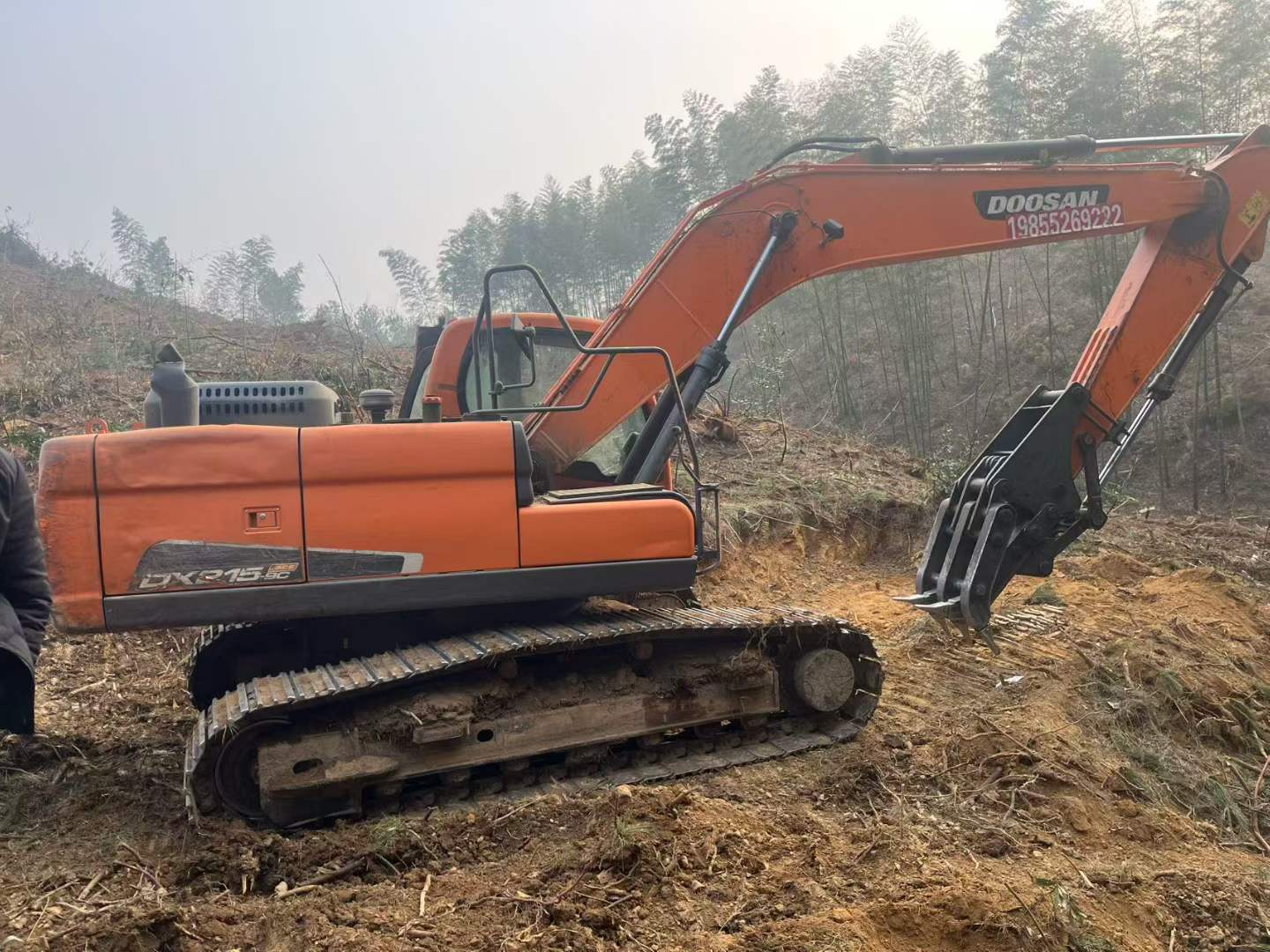 Buy Doosan DH200-3 Used Excavator
